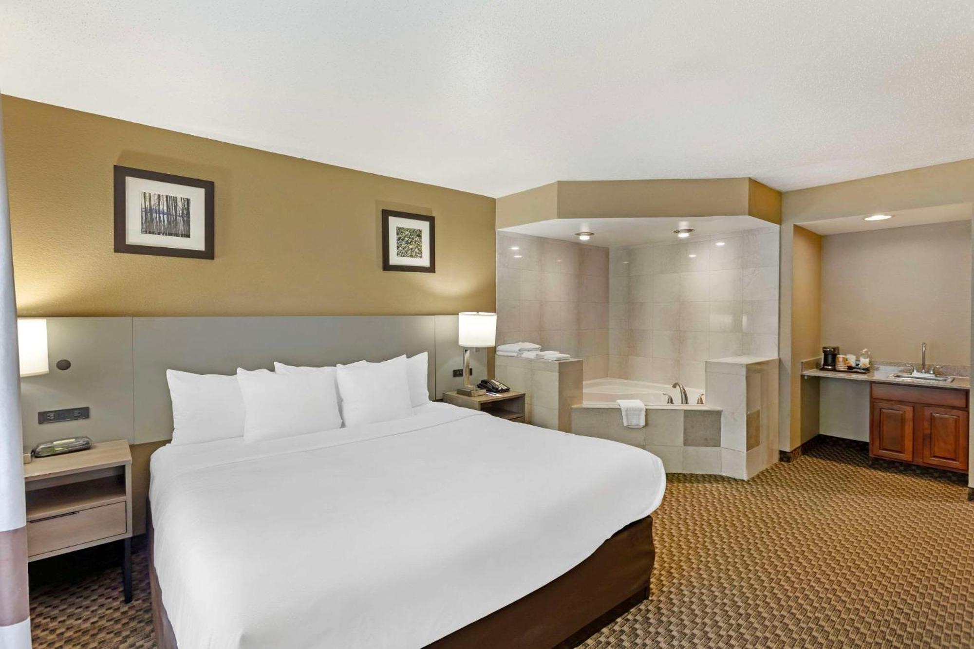 Comfort Inn & Suites Carneys Point Exterior foto