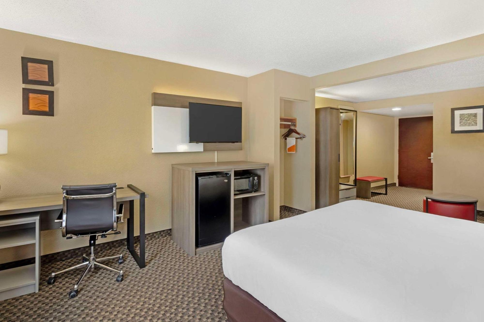 Comfort Inn & Suites Carneys Point Exterior foto